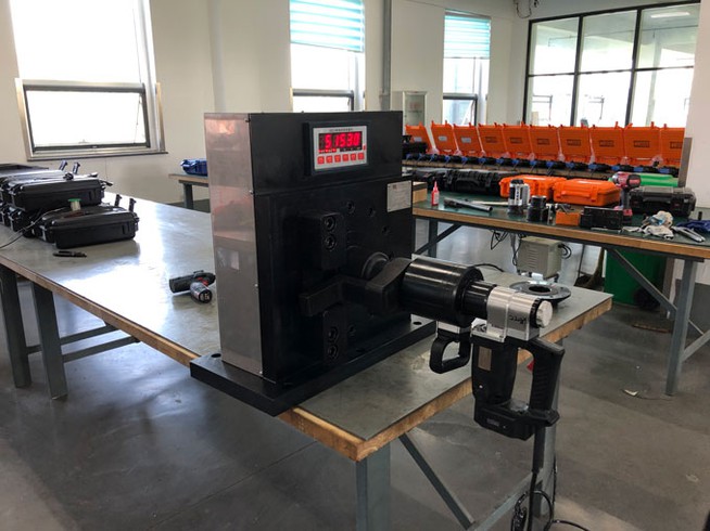customized-bolt-tension-calibrator customized-bolt-tension-calibrator